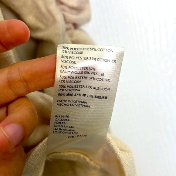 Free People - Natasha Cream Crewneck Ruched Long Sleeve Crew Neck Top Size XS - Picture 7 of 10